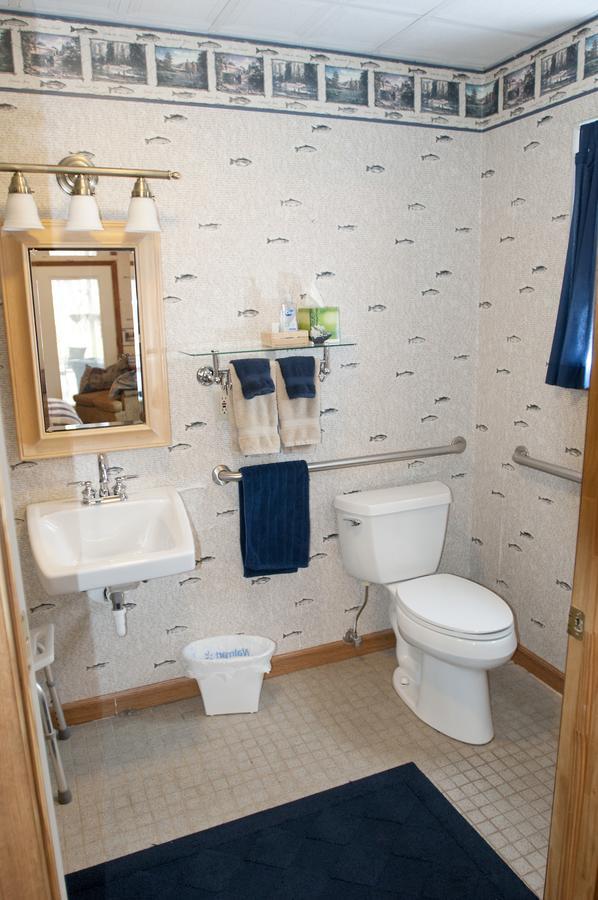 Locust Brook Lodge Butler Ngoại thất bức ảnh
